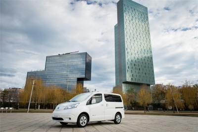 A Nissan új, nagyobb hatótávolságú e-NV200 furgonjának világpremierje